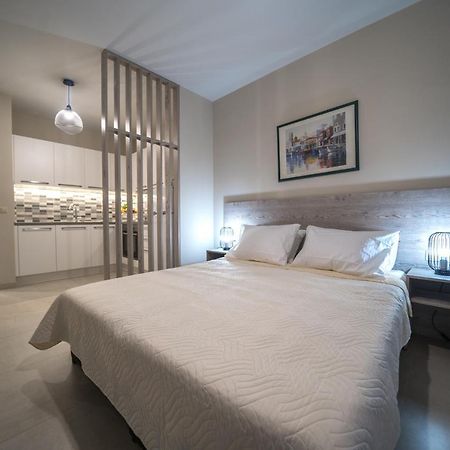 LargaStrada Suites Heraklion  Bagian luar foto