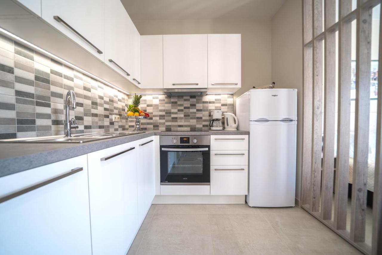 LargaStrada Suites Heraklion  Bagian luar foto