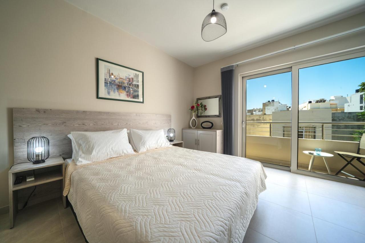 LargaStrada Suites Heraklion  Bagian luar foto