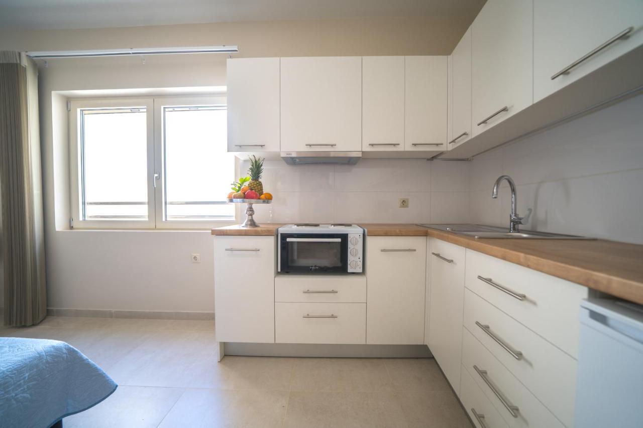 LargaStrada Suites Heraklion  Bagian luar foto