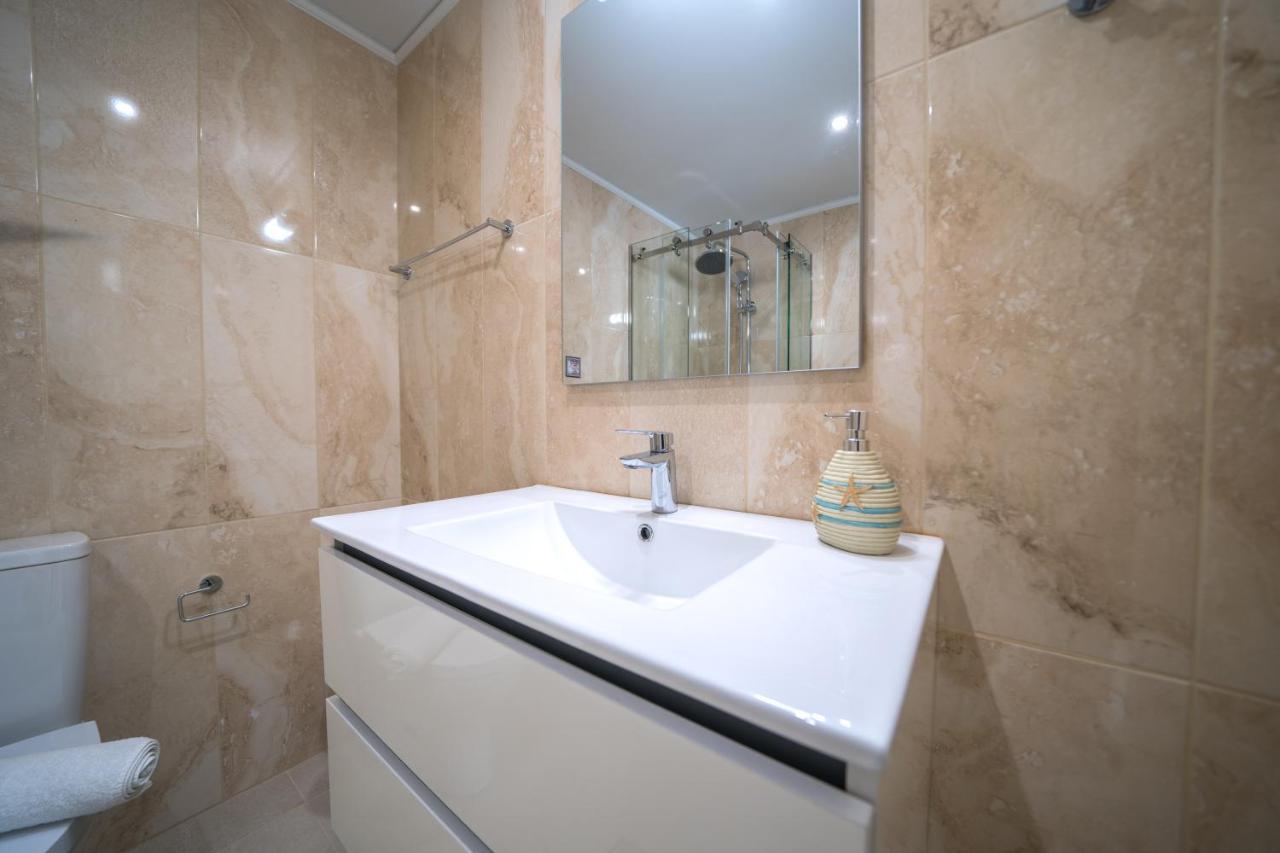 LargaStrada Suites Heraklion  Bagian luar foto