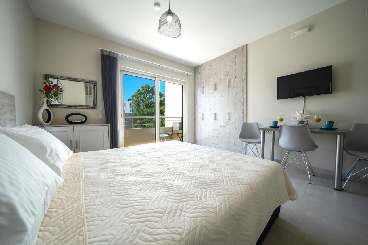 LargaStrada Suites Heraklion  Bagian luar foto